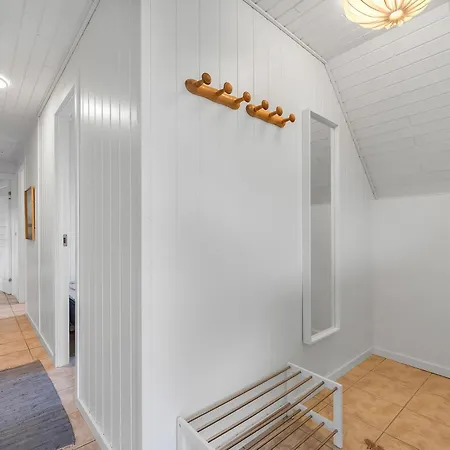 Vacation Renovated In 2023 With A 6-person Hot Tub - 1010 *