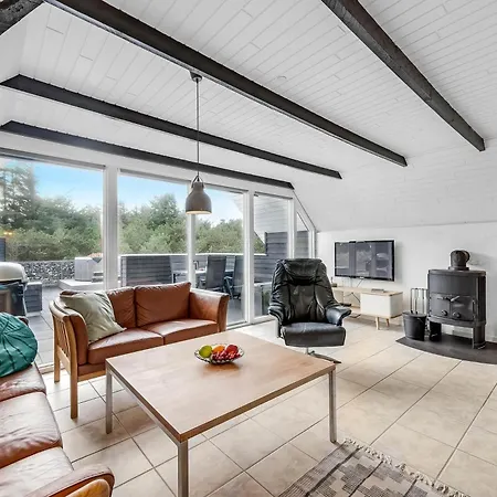 Vacation Renovated In 2023 With A 6-person Hot Tub - 1010 Feriehus