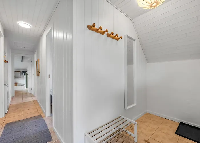 Vacation Renovated In 2023 With A 6-person Hot Tub - 1010 *