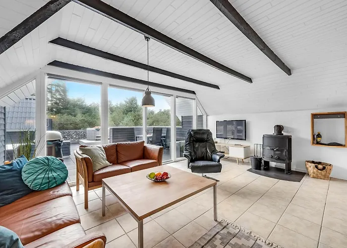 Vacation Renovated In 2023 With A 6-person Hot Tub - 1010 度假居