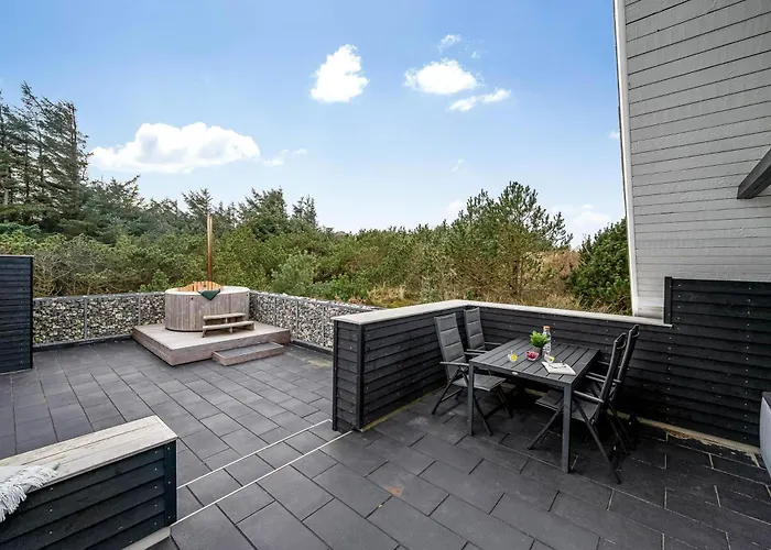 Vacation Renovated In 2023 With A 6-person Hot Tub - 1010 * 灵克宾